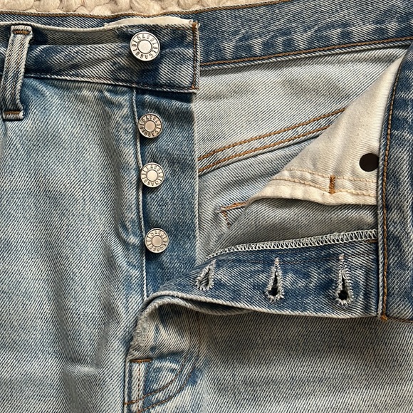 Agolde | Cut Off Jean Shorts | Size 27 - Picture 3 of 4